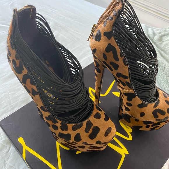 Leopard heels - Picture 2 of 3